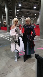 Saber Lily and Saber Alter at the Kawasumi autograph line!