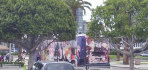 Caught a glimpse of the gorgeous Shall We Date? bus!